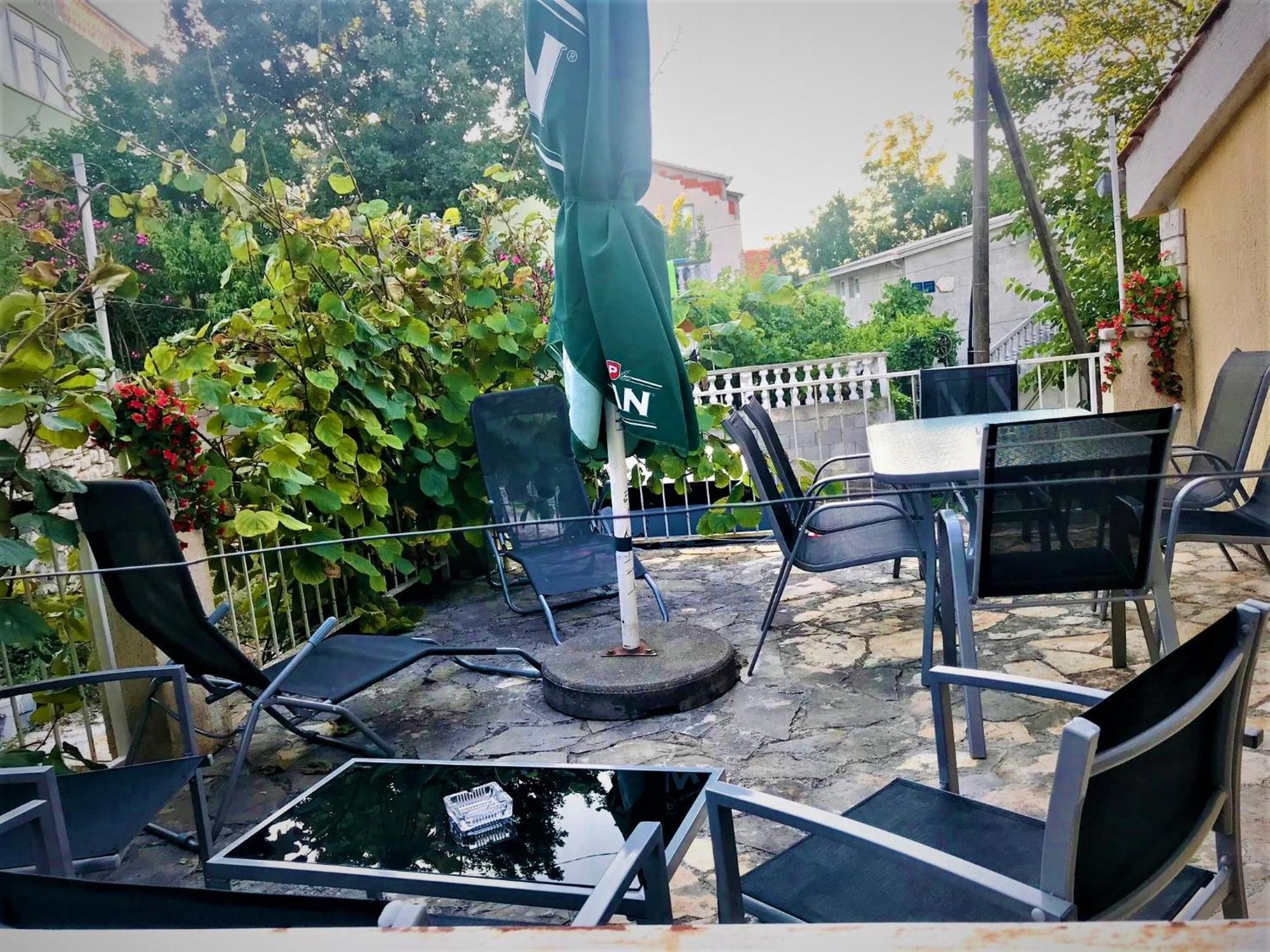 Apartmani Lidija Karin Donji Donji Karin Exterior foto
