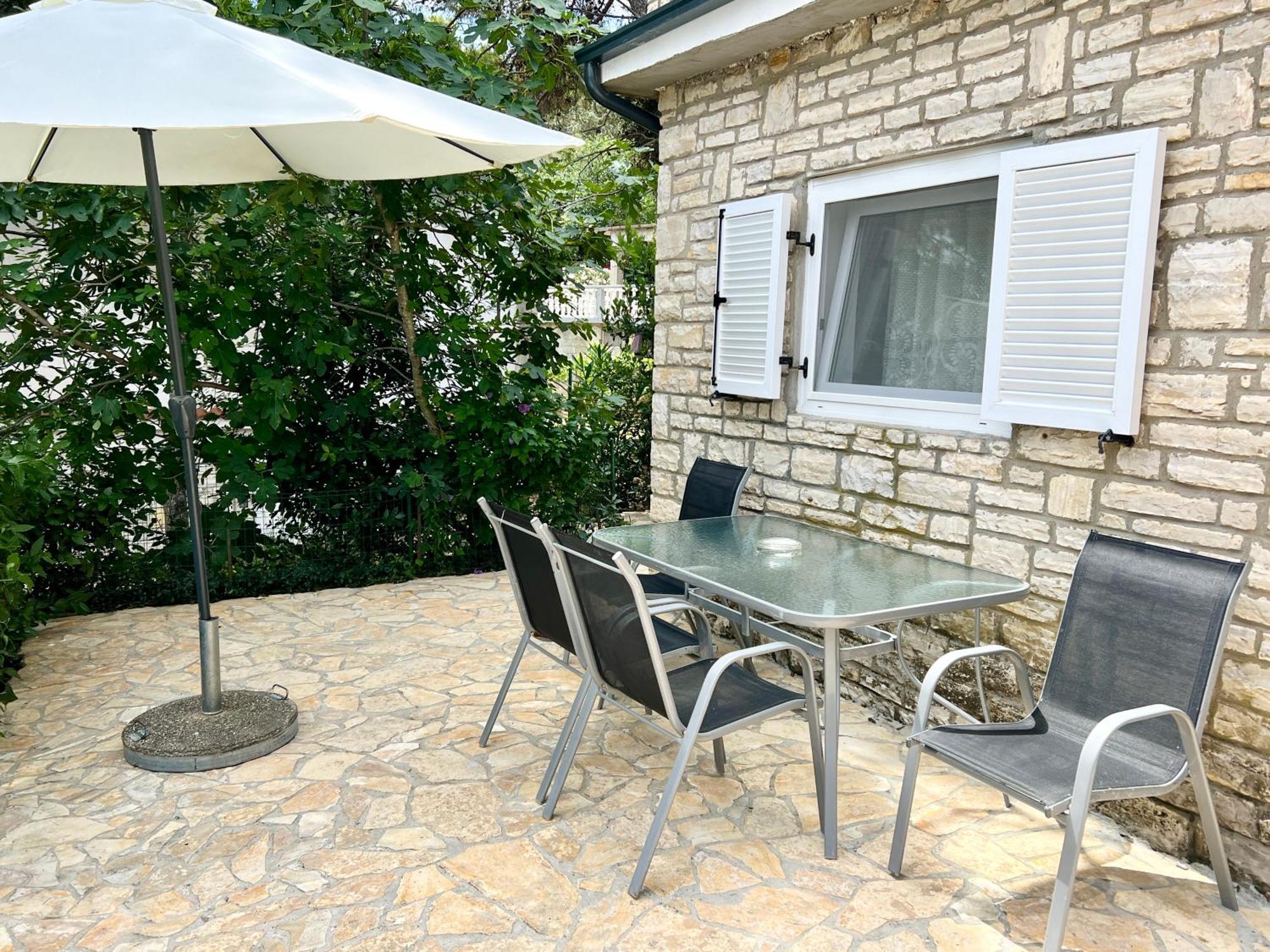 Apartmani Lidija Karin Donji Donji Karin Exterior foto